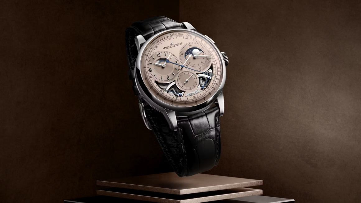For the first application of the Duometre, in 2007, the Jaeger-LeCoultre watchmakers set themselves the hardest challenge by developing a chronograph watch as accurate as a chronometer. In 2024, the Maison celebrates the Duometre in an entirely new timepiece, marrying the high precision of a chronograph with the charm of a celestial complication. Powered by the new Calibre 391, the Duometre Chronograph Moon presents an intriguing contrast between the lightning-fast operation of the chronograph and the slow rhythm of the moon, complemented by a Night and Day display. (Photo: Courtesy)