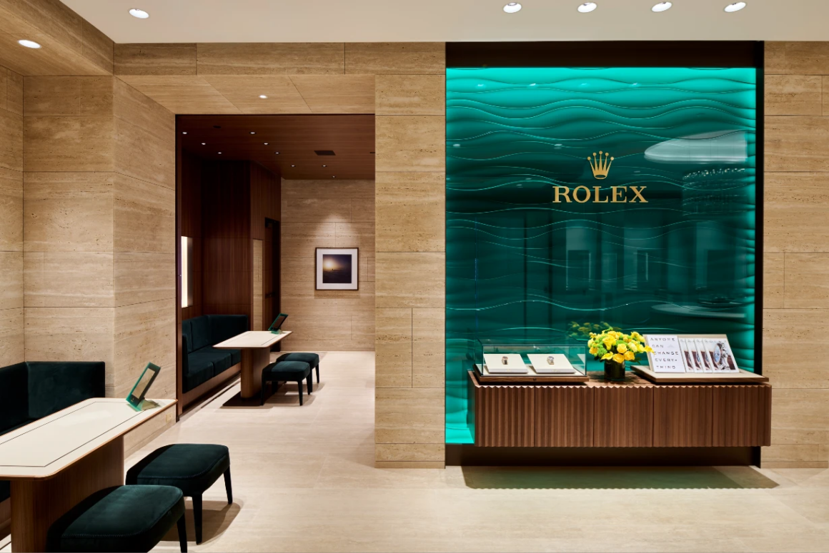 Rolex boutique Yorkville Royal de Versailles
