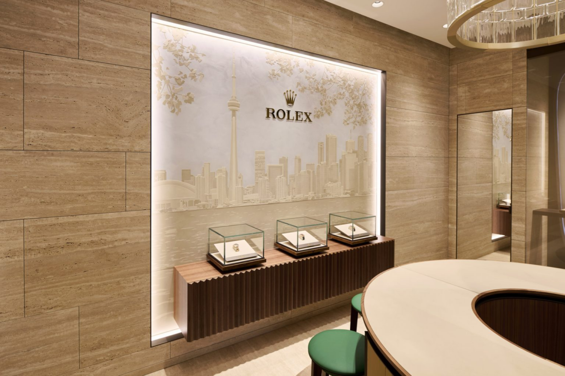 Rolex boutique Yorkville Royal de Versailles