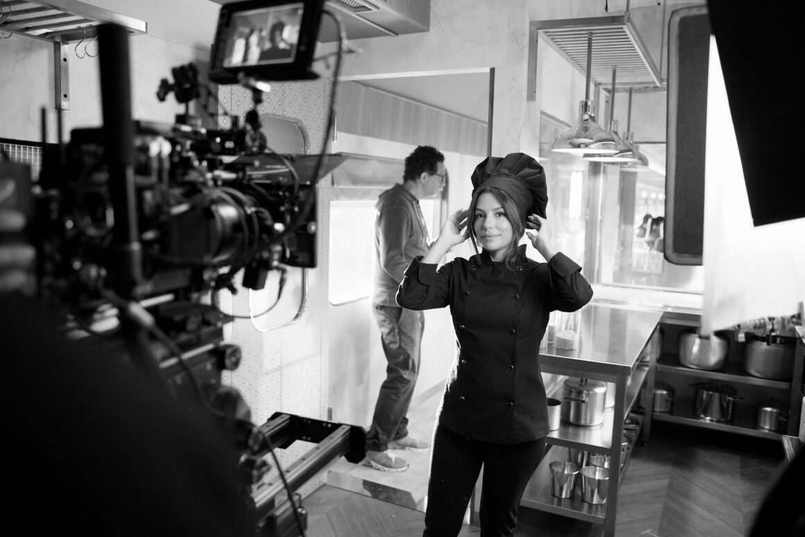 Detective commercial spot for Nespresso with Eva Longoria on set Canada