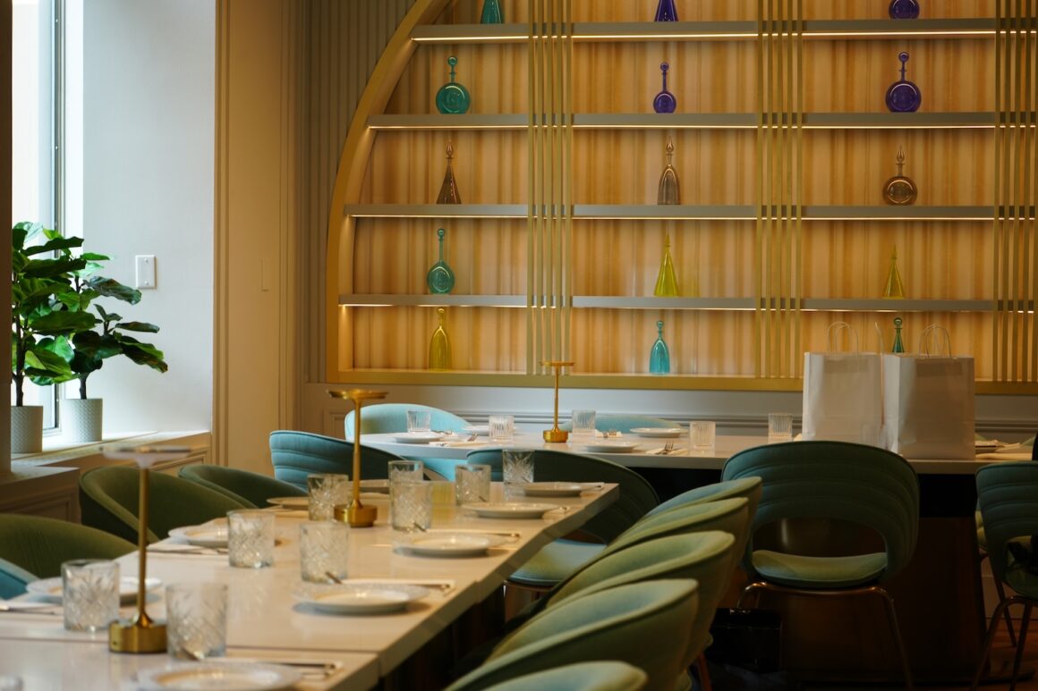 Laylak dining room